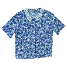 Load image into Gallery viewer, Vintage 1980s Hiroko Purple Floral Blouse with Lace Collar | Medium
