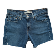 Load image into Gallery viewer, Vintage 1980s Levi's 515 Cut Off Shorts | 6M