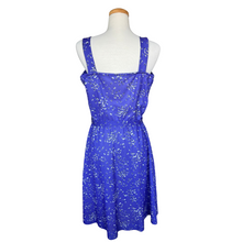 Load image into Gallery viewer, D'Allaird's Purple Floral Shift Dress with Tie Belt | Medium-Large