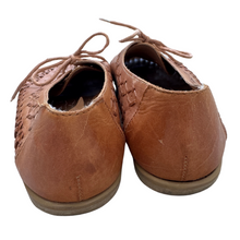 Load image into Gallery viewer, Brown Lace-up Huarache Shoes | Size 7