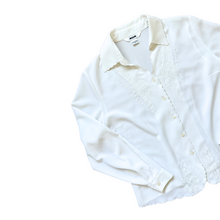 Load image into Gallery viewer, Alia White Scalloped Edge Blouse with Floral Embroidery | Large
