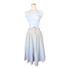 Load image into Gallery viewer, Pelican Cove Beige Cotton Skirt | Medium-Large
