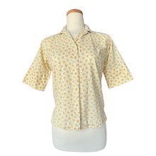 Load image into Gallery viewer, Hudson&#39;s Bay Yellow Floral Collared Blouse | Small-Medium
