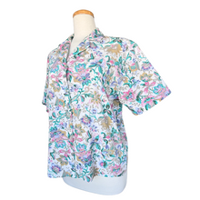 Load image into Gallery viewer, Jessie Floral and Paisley Buttoned Shirt | Large
