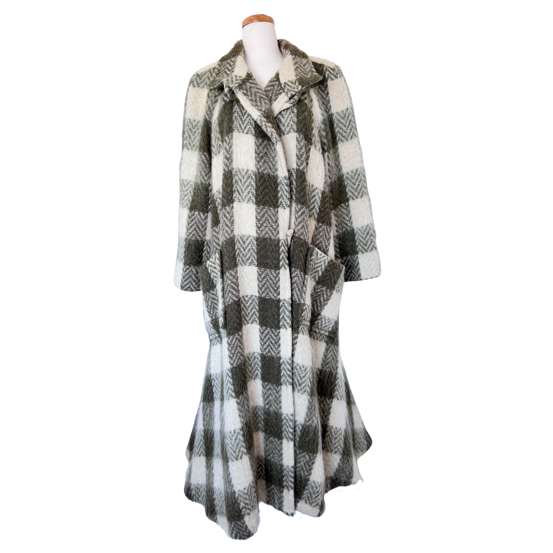 Linda Lundstrom Sport Green and Cream Plaid Brushed Wool Coat | Medium - Large (Long)