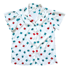 Load image into Gallery viewer, Vintage 1970s-1980s TanJay Geometric Print Short Sleeve Blouse | Small-Medium
