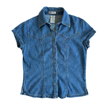 Load image into Gallery viewer, Vintage Y2K 2000s Faded Glory Short Sleeve Denim Blouse | Small-Medium
