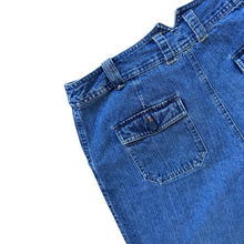 Load image into Gallery viewer, White Stag Denim Shorts | Large (32)
