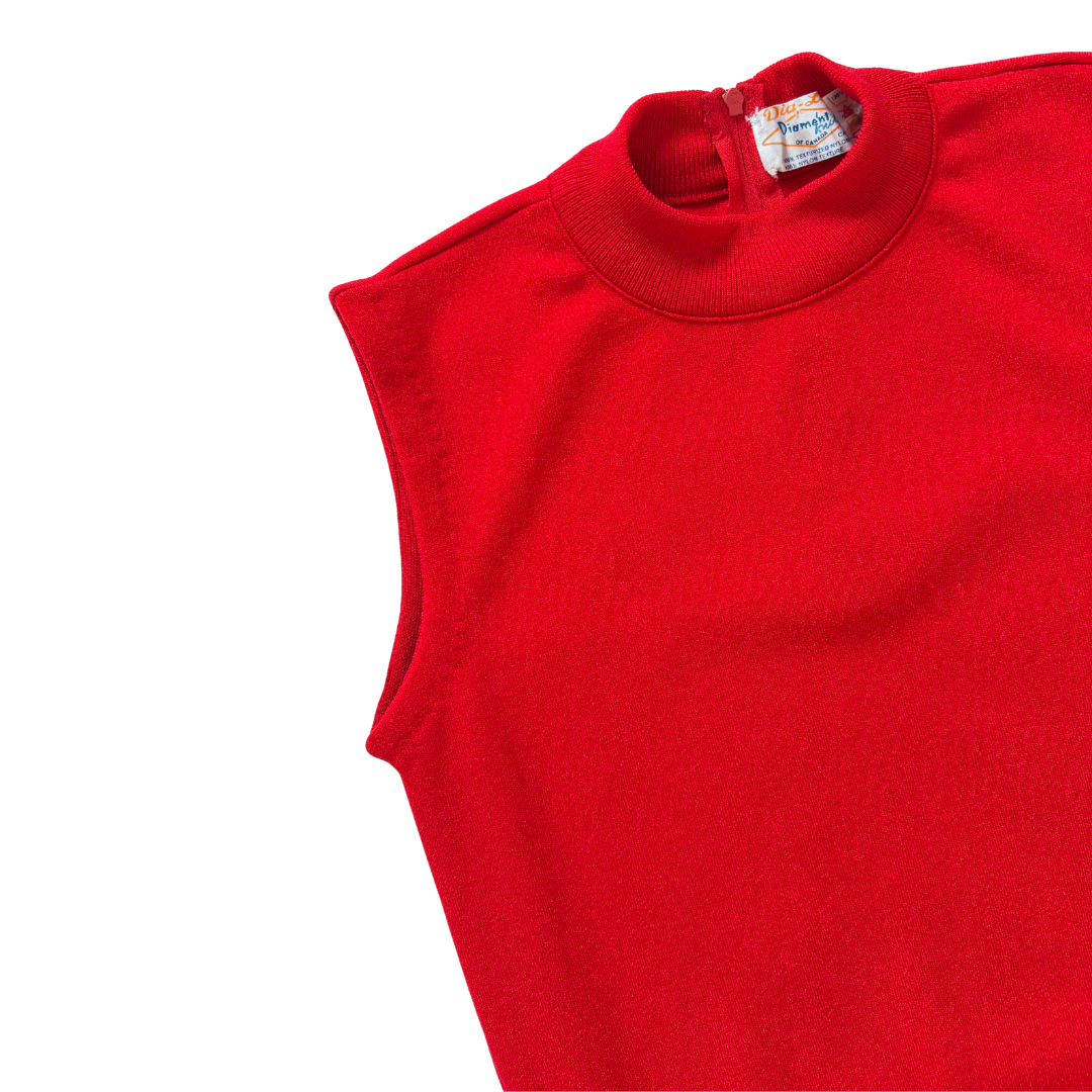 Dia-Lon Red High Neck Sleeveless Knit Tank Top | Small