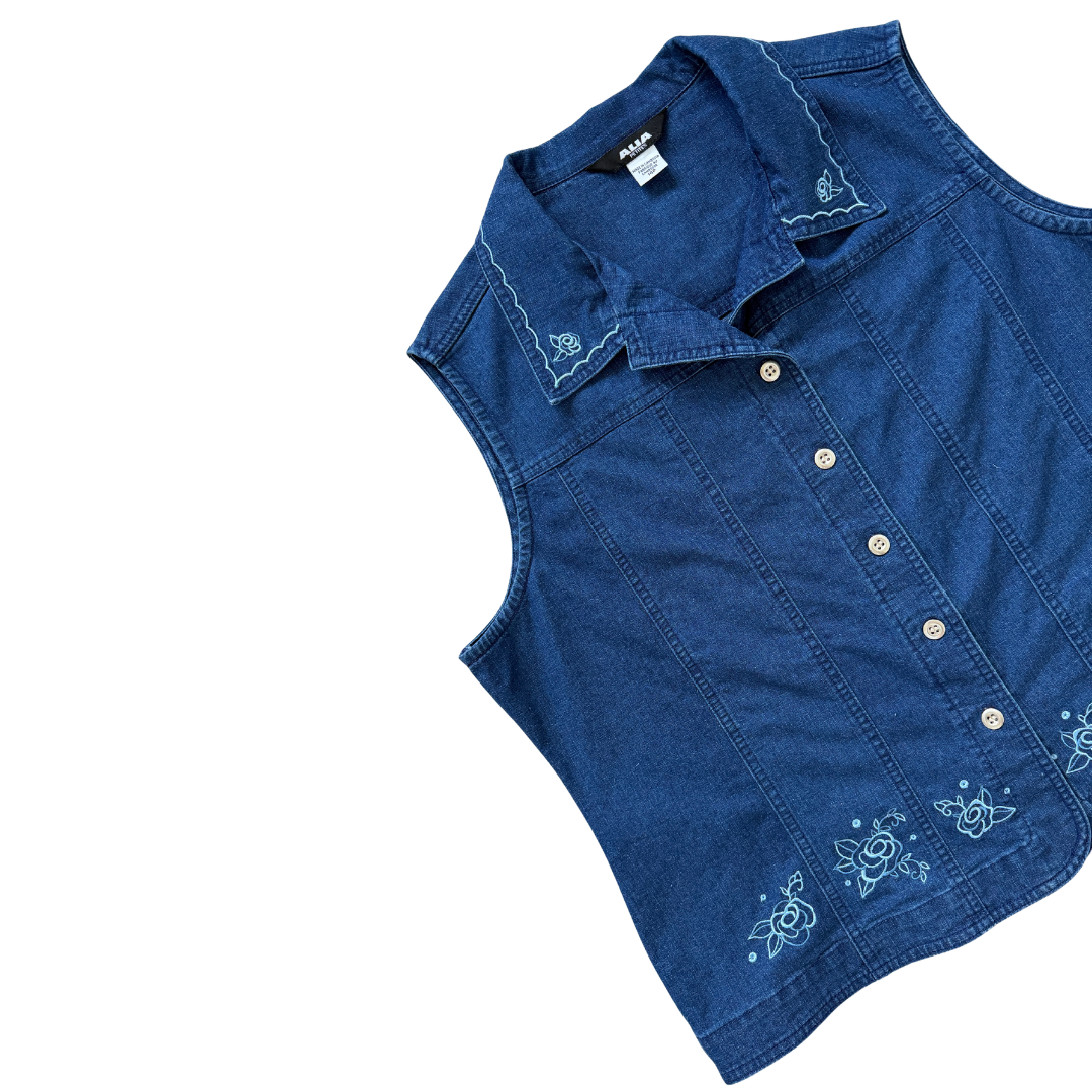 Alia Petite Dark Denim Sleeveless Blouse with Embroidered Roses | Large / Extra-Large