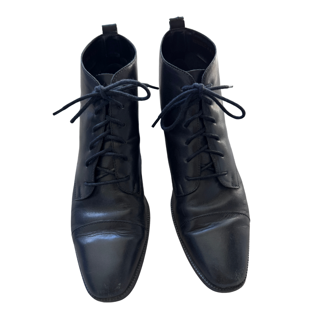 Connie Black Leather Square Toe Lace Up Ankle Boot | 8.5