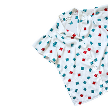 Load image into Gallery viewer, TanJay Geometric Print Short Sleeve Blouse | Small-Medium
