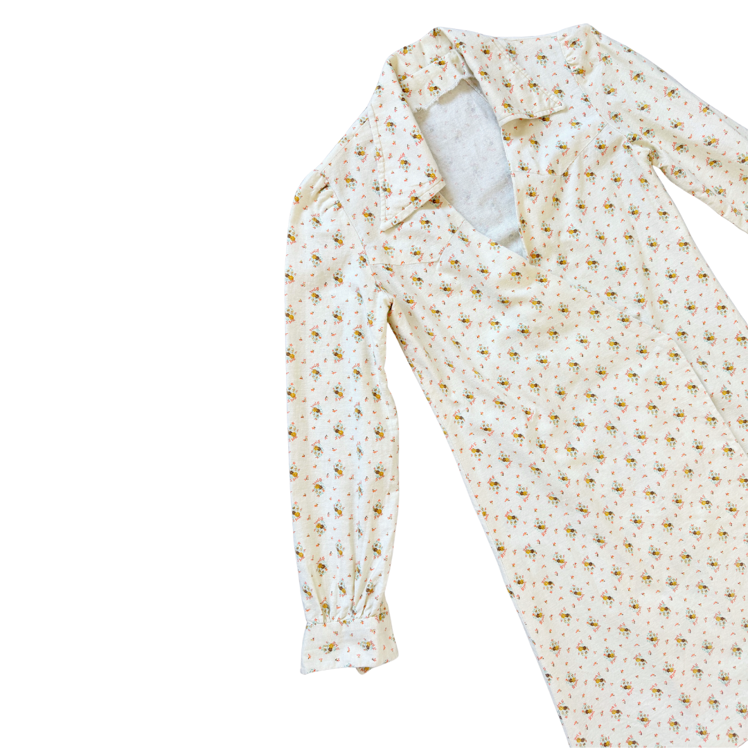 70s Retro Ditzy Floral Collared Wrap Dress | Small
