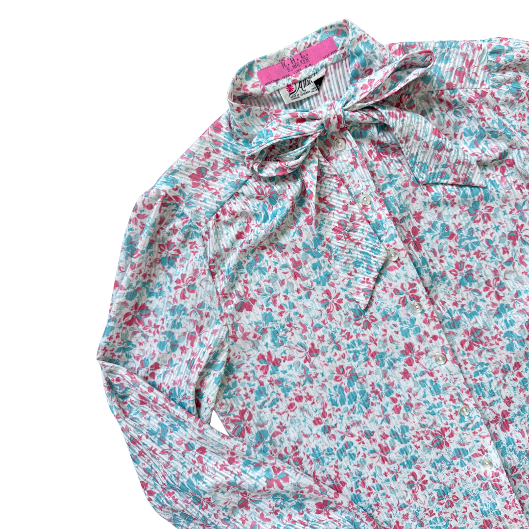 D'Allaird's Green and Red Floral Bow Collar Blouse | Small-Medium