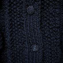 Load image into Gallery viewer, Black Wool Chunky Knit Vest | Medium - Large
