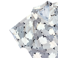 Load image into Gallery viewer, Black and Cream Floral and Abstract Print Blouse | Large /Extra-Large
