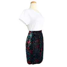Load image into Gallery viewer, Black Floral Velvet Skirt | Medium
