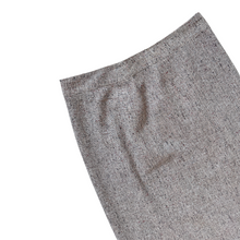 Load image into Gallery viewer, Sportsville Marled Beige Wool Blend Skirt | Medium-Large

