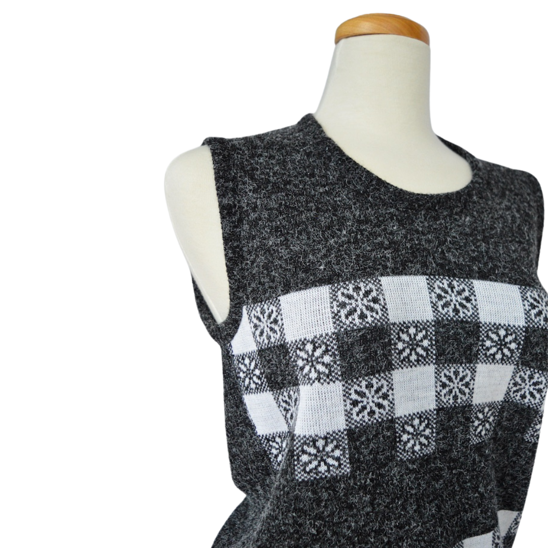 Gray and White Checkered Daisy Vest | Small-Medium