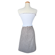 Load image into Gallery viewer, Sportsville Marled Beige Wool Blend Skirt | Medium-Large
