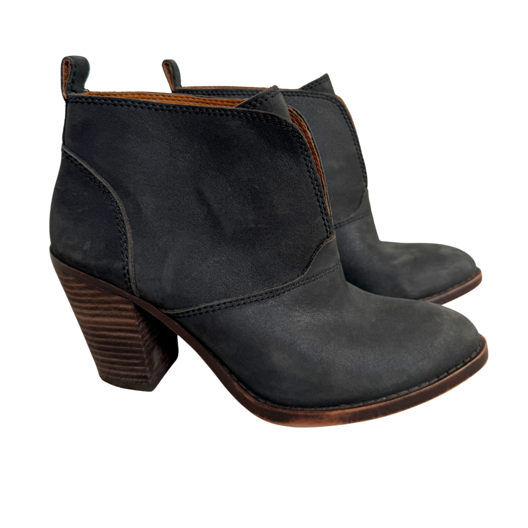 Vintage 2000s Lucky Brand Distressed Black Leather Booties 6M