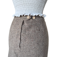 Load image into Gallery viewer, Sportsville Marled Beige Wool Blend Skirt | Medium-Large
