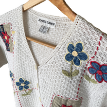 Load image into Gallery viewer, Cotton Ramie Cardigan with Floral Applique | Medium
