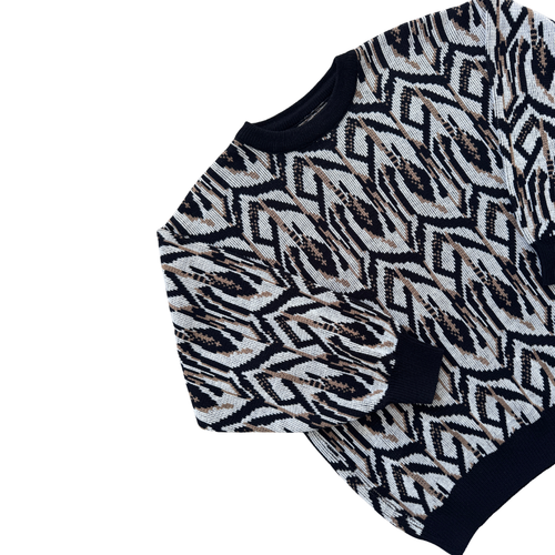 Black and White Geometric Print Retro Crewneck Sweater | Medium