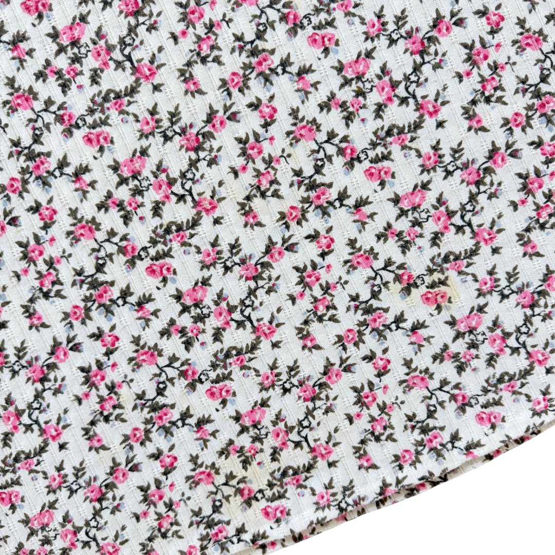 East West Fashions Ditzy Floral T-Shirt | Large / Extra-Large