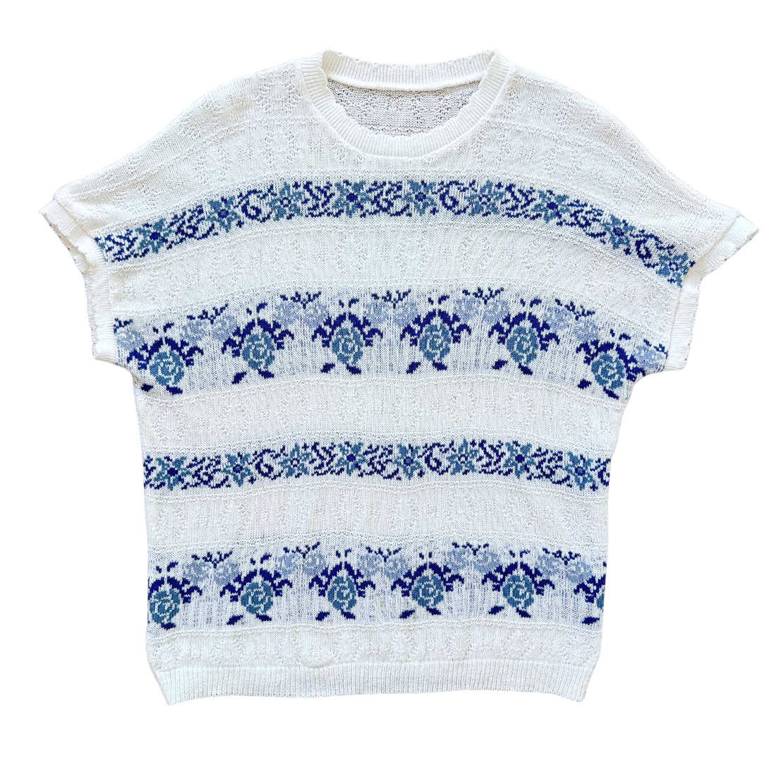 Vintage 1980s-1990s Blue and White Rose Short Sleeve Knit Sweater - Extra-Large