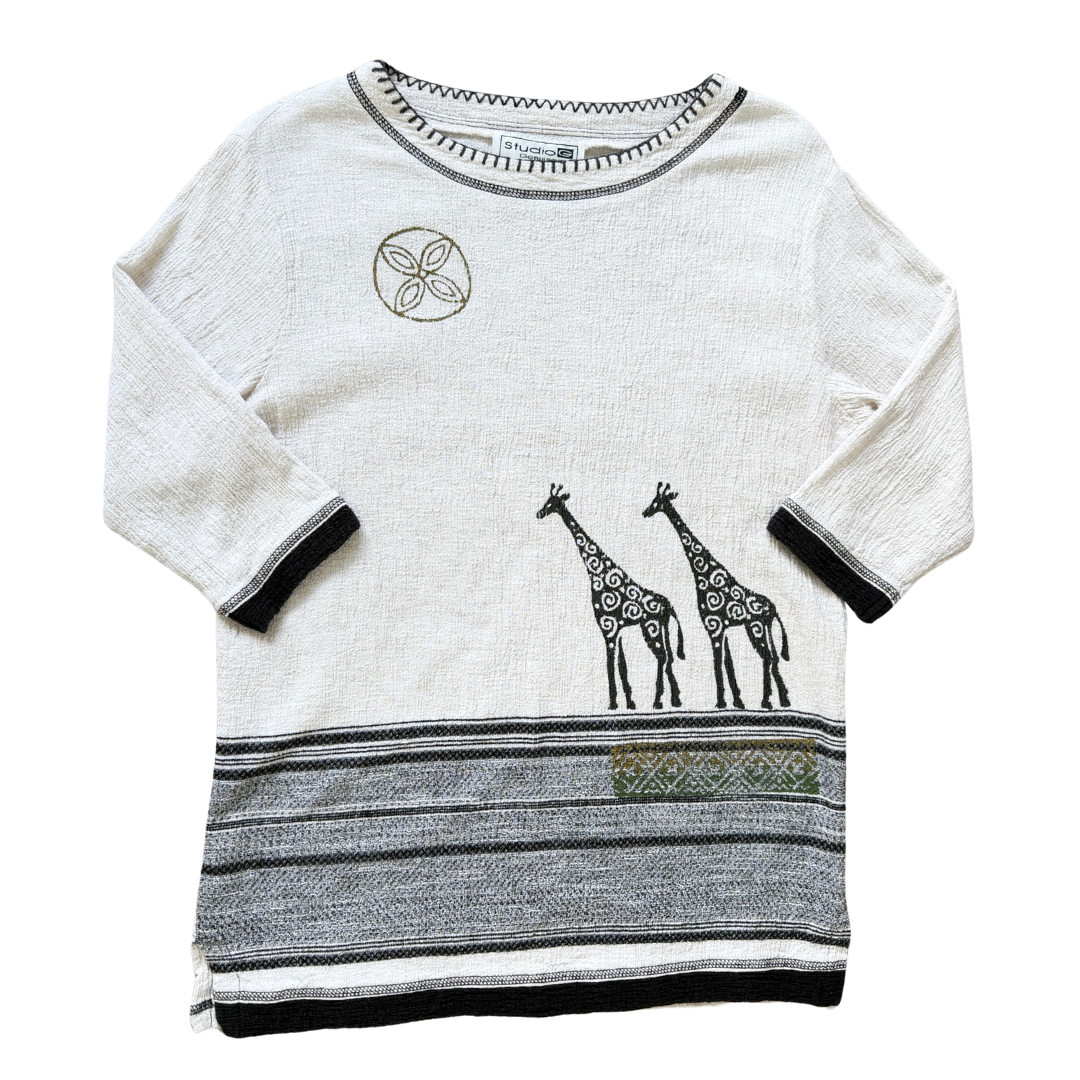 Vintage 90s- Y2K Studio Genuine Cotton Giraffe Shirt | Medium - Large