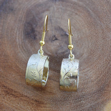 Load image into Gallery viewer, Vintage 1970s Floral Etched Gold Plated Dangling Hoop Earrings
