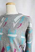 Load image into Gallery viewer, Men&#39;s Gray Abstract Printed Graphic Sweater | Small
