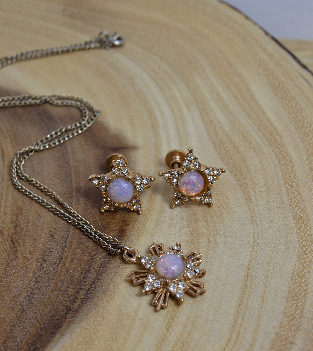 Vintage Aurora Opal Star Pendant Necklace and Screw Back Stud Earring Set with Rhinestone Detail | 1970s