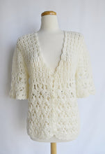 Load image into Gallery viewer, Cream Short Sleeve Floral Crochet Cardigan | M-L
