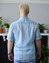Load image into Gallery viewer, Blue Striped Short-Sleeve Collared Shirt | M
