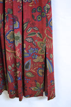 Load image into Gallery viewer, Red Birds and Paisley Wool Maxi Skirt | S
