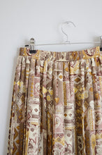 Load image into Gallery viewer, Geometric Print Pleated Skirt | M
