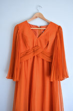 Load image into Gallery viewer, Burnt Orange Flutter Sleeve Gown | M
