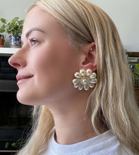 Load image into Gallery viewer, Pearl Flower Statement Stud Earrings
