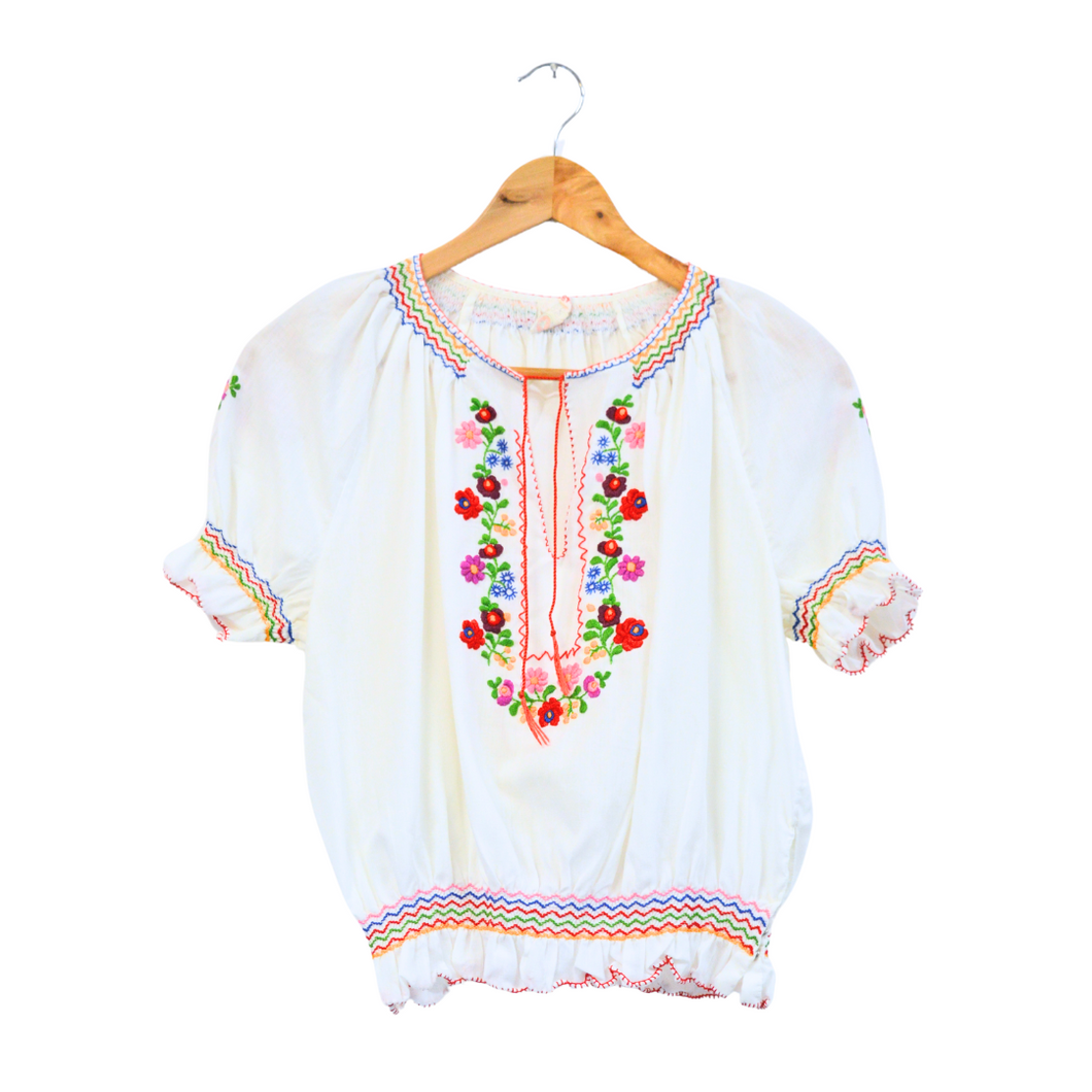 Floral Folk Embroidered Short Sleeve Peasant Blouse | 1970s | Extra-Small / Small