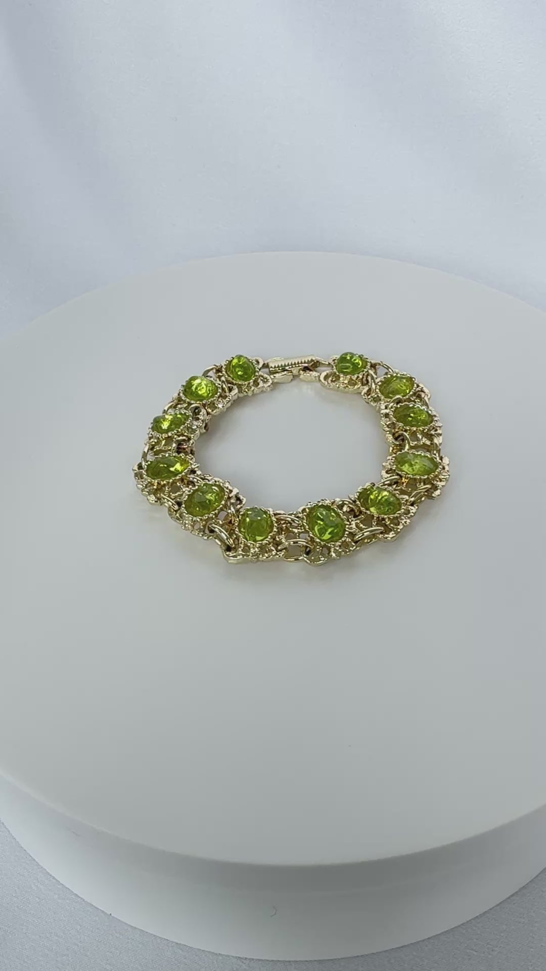 Vintage Gold Filled Hawaiian Jade Bracelet | 1960s