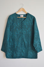 Load image into Gallery viewer, Vintage Dark Green Floral (Silk Texture) Blouse
